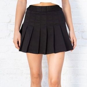 Brandy Melville J. Galt Dana mini tennis skirt in navy